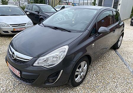 Opel Corsa Satellite