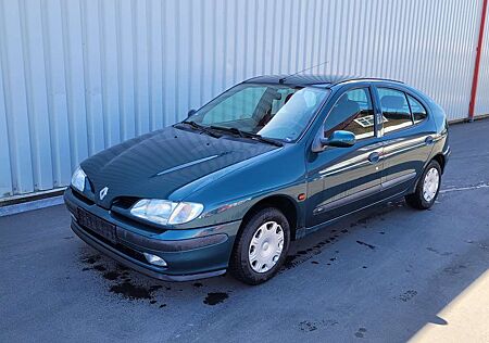 Renault Megane 1.6 RT