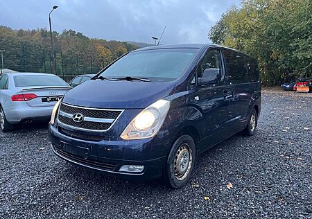 Hyundai H-1 2.5 CRDi Travel Grand Starex