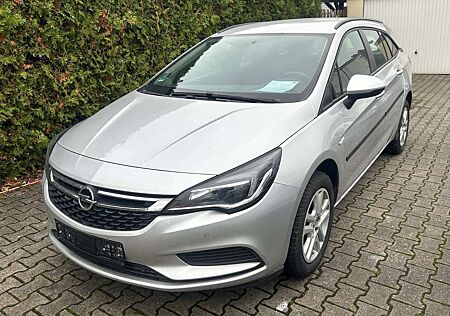 Opel Astra 1.4 Turbo CNG Edition Benzin Erdgas 1. Hand Navi
