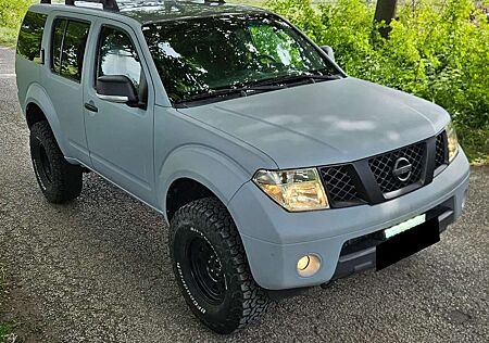 Nissan Pathfinder 2.5 dCi Aut.SE