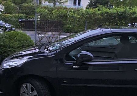 Peugeot 207 cc Cabrio JBL Sonderedition