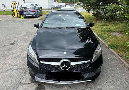 Mercedes-Benz A 180 A-Klasse BlueEFFICIENCY Urban