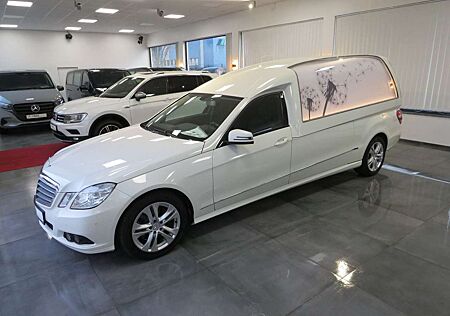Mercedes-Benz E 250 Kuhlmann Cars Bestattungswagen / Leichenwagen