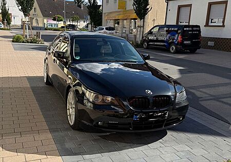 BMW 525i 525