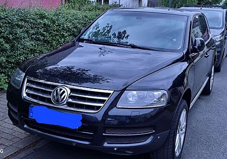 VW Touareg Volkswagen 3.0 V6 TDI DPF Automatik