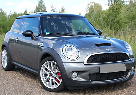 Mini John Cooper Works +John+Cooper+Works