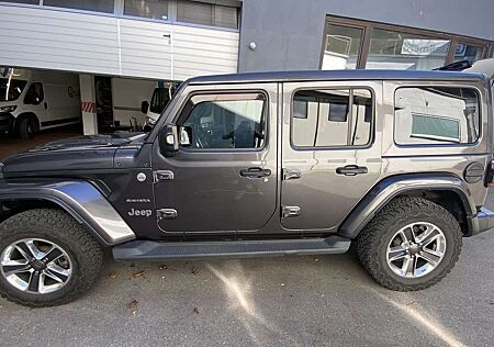 Jeep Wrangler Sahara