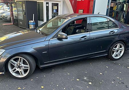 Mercedes-Benz C 220 C-Klasse CDI Automatik BlueEFFICIENCY Avantgarde