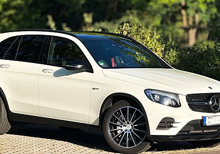 Mercedes-Benz GLC 43 AMG 4MATIC/ 360°/ Pano/Burmester/Luftfederung/ Night