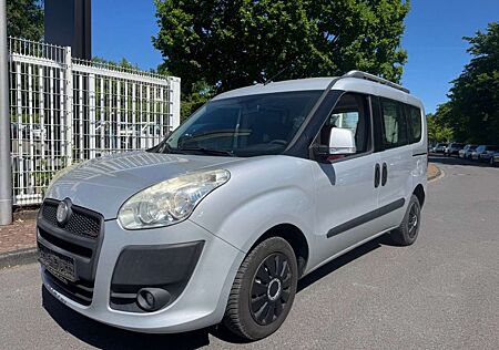 Fiat Doblo 1.6 MULTIJET/EU5/2.HD/KLIMA/5-SITZ/TÜV-SERV.-NEU
