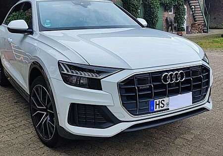 Audi Q8 50 TDI quattro tiptronic