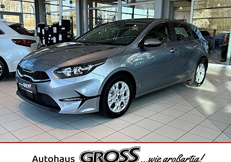 Kia Cee'd Ceed / Ultimate Edition 1.5 T-GDI Mild-Hybrid EU6e Navi D