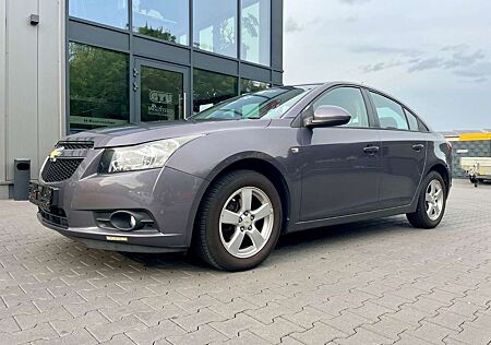 Chevrolet Cruze LS KLIMA PDC