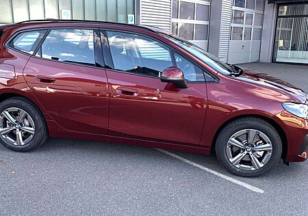 BMW 220 i ActiveTourer AHK