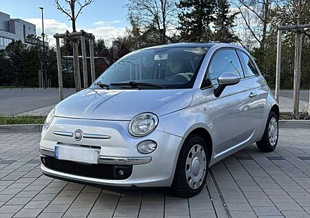 Fiat 500 Lounge, TÜV neu+ 8-fach bereift