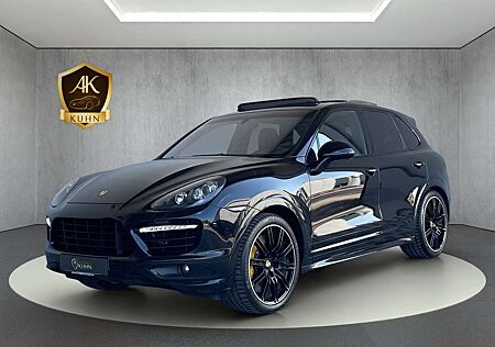 Porsche Cayenne V8 TURBO*PDCC*PDLS*PANO*AHK*KERAMIK*21Z*