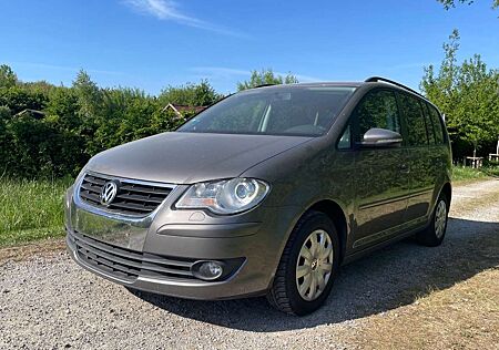 VW Touran Volkswagen 1.9l TDI Automatik 7Sitzer 1Hand Tüv=Neu!