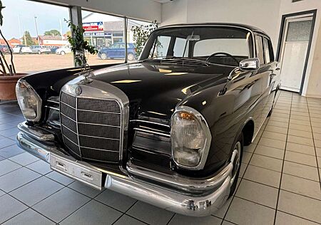 Mercedes-Benz 220 Sb