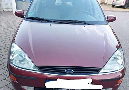 Ford Focus Turnier Ghia