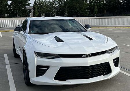 Chevrolet Camaro Coupe 6.2 V8