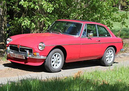 MG MGB GT V8