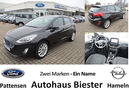 Ford Fiesta Titanium LED + PDC + Winterpaket