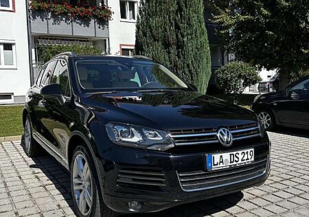 VW Touareg Volkswagen 3.0 TDI V6, LUFT, AHK, STHZG, KEYLESS