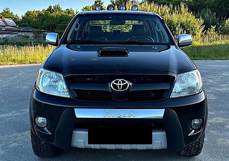 Toyota Hilux 4x4 Double Cab Autm.Sol