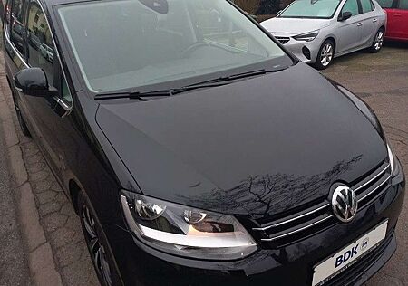 VW Sharan Volkswagen 2,0 TDi DSG Klima SHZ Navi LMF17" BC