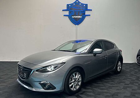 Mazda 3 Lim. Center-Line