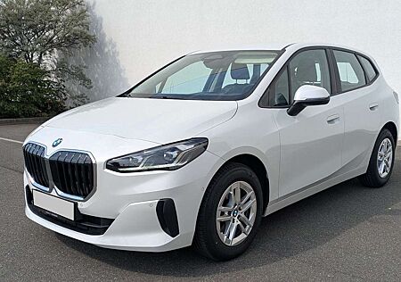 BMW 218 LED PDC Navi Kamera Distronik