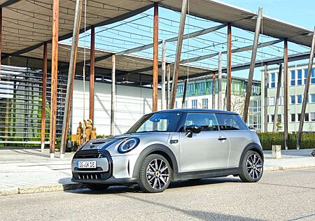 Mini Cooper SE Yours Trim