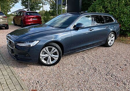 Volvo V90 B4 (Diesel) Core Standheizung LED