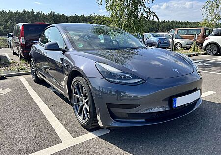 Tesla Model 3 SR+ | TÜV | 1. Hand | gepflegt