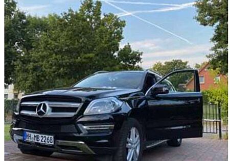 Mercedes-Benz GL 350 BlueTec 4Matic (166.824)