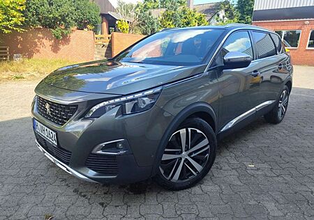 Peugeot 5008 GT*Automatik*Leder*AHK*Sound-System Focal*Massage*