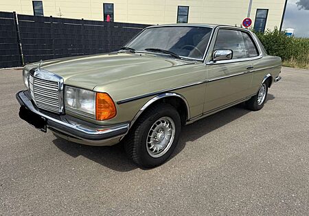Mercedes-Benz CE 230