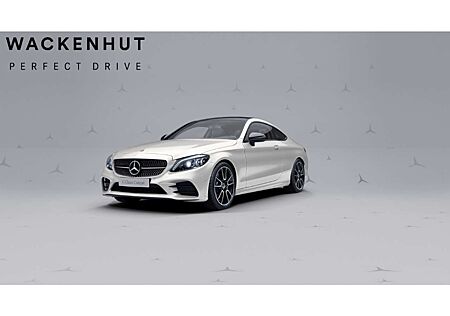 Mercedes-Benz C 400 4M AMG+NIGHT+PANO+MULTIB+RFK+TOTW+19''