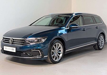 VW Passat Variant Volkswagen Passat 1.4TSI DSG Var. GTE AHK*PANO*TRAVEL*360°