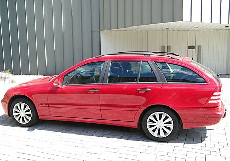 Mercedes-Benz C 180 T Kompressor Classic