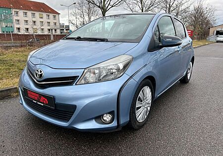 Toyota Yaris Club+ Lounge Paket +