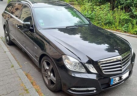 Mercedes-Benz E 200 E-Klasse T-Modell T CGI BlueEFFICIENCY Automatik A