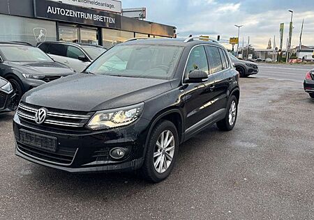 VW Tiguan Volkswagen Life 2.TDI BMT 4Motion*DSG*Bi-Xenon*Pano
