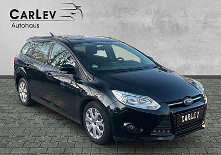 Ford Focus Zahnriemen neu PDC hinten Inspektion neu