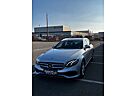 Mercedes-Benz E 220 d T 9G-TRONIC