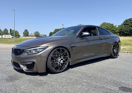 BMW M4 COMPETITION INDIVIDUAL 1von11 weltweit - Carbon