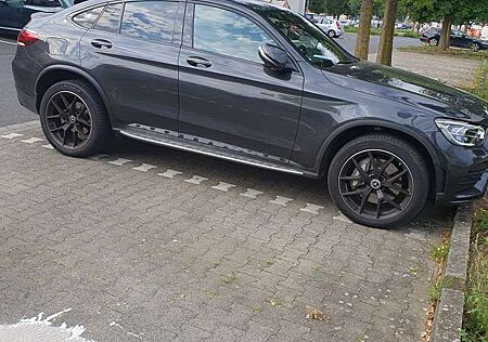 Mercedes-Benz GLC 300 de 4Matic 9G-TRONIC AMG Line Plus