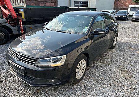 Volkswagen Jetta Trendline 1.6 TDI DSG
