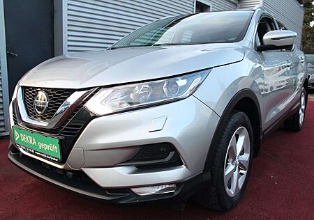 Nissan Qashqai ACENTA 1.3 KLIMA PANORAMADACH APPLE CAR